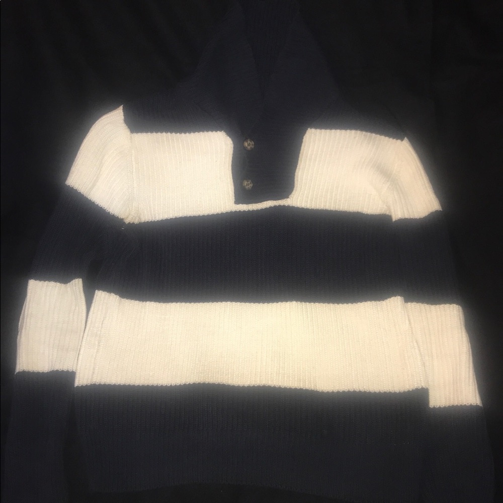 Gorgeous H&M LOGG Sweater (Size Large)